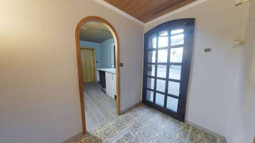 EG Diele - 6 Zimmer Reihenendhaus in Kottenheim