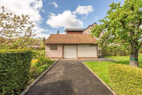 Einzelgarage / Abstellräume - 