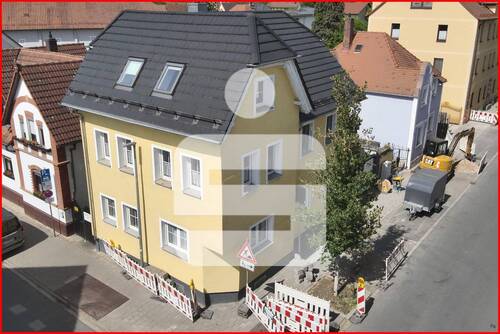 Hausansicht - Kernsaniertes Stadthaus im Herzen von Forchheim
