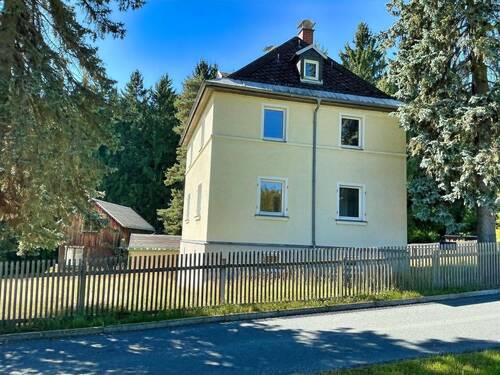 Straßenansicht - Einfamilienhaus mit 90,00 m² in Markneukirchen zum Kaufen