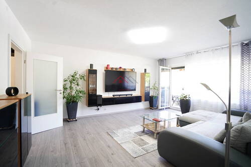 Wohnzimmer - Etagenwohnung mit 87,00 m² in Wurmlingen zum Kaufen