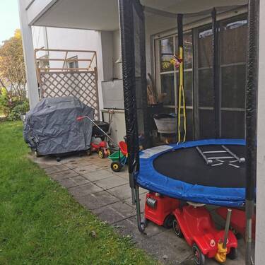 Terrasse vor dem Kinderzimmer - 