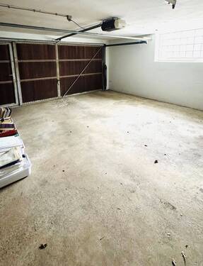Innenansicht Garagenbereich - 
