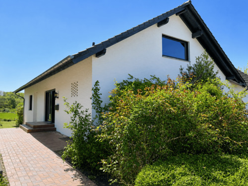 Eingang Objektansicht - Einfamilienhaus mit 185,00 m&sup2; in Swisttal zum Kaufen