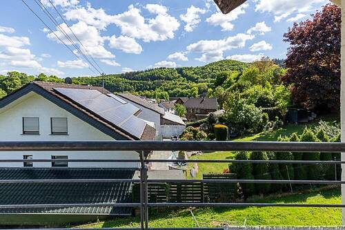 Blick vom Balkon - 3 Zimmer Etagenwohnung in Schuld