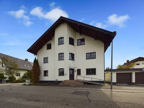 Ansicht - Platz für die große Familie! 2 Familienhaus in familienfreundlicher Lage