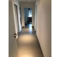 5-Zimmer-Mietwohnung - 850,00&nbsp;EUR Kaltmiete, ca.&nbsp; 118,00&nbsp;m&sup2;&nbsp;Wohnfl&auml;che in Weiden in der Oberpfalz (PLZ: 92637) Rothenstadt