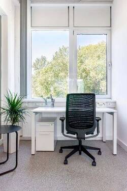 Bild 4 - Büro mit 29,00 m&sup2; in Ismaning zur Miete