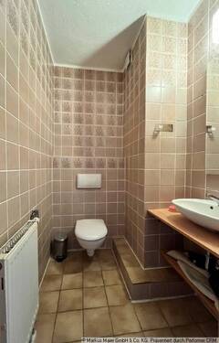 WC - 