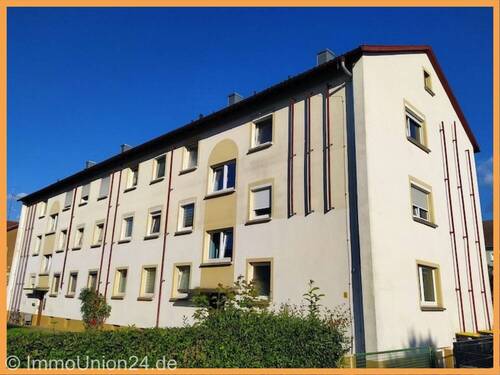Bild 1 - 1.250,- EUR Mieteinnahme für 4,5 Zimmer 110 qm Wohnung mit wettergeschützten BALKON nahe Kurpark