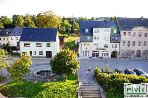 Blick aus Wohnzimmer u. Küche - Mehrfamilienhaus, Wohnhaus in Grünhain-Beierfeld