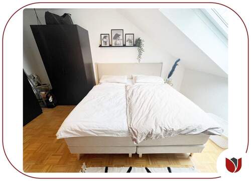 Schlafzimmer mit Echtholzparkett - 