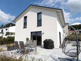 Terrasse - Modernes Einfamilienhaus - neuwertig- in ruhiger Lage mit tollem Ausblick