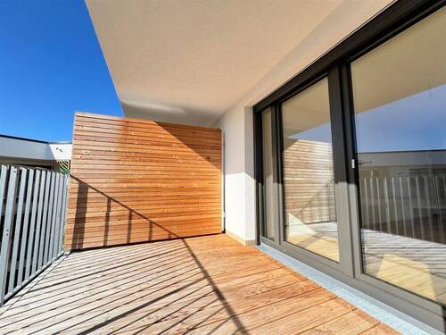 Balkon mt Holzbelag - 