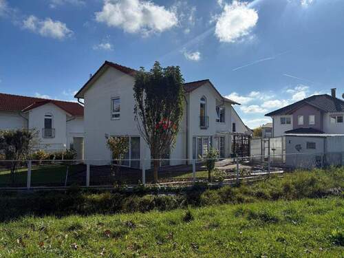Westansicht - 5 Zimmer Einfamilienhaus in Emmingen-Liptingen / Emmingen