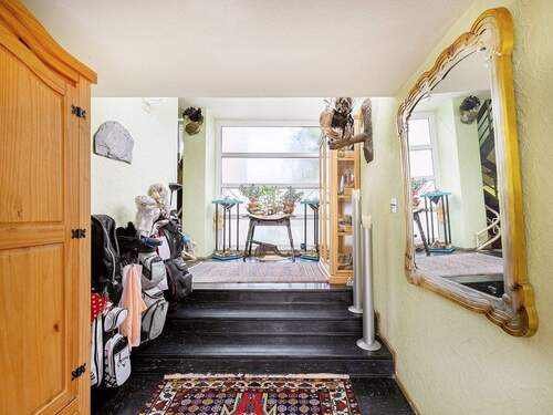 Eingangsbereich - 1 Zimmer Mehrfamilienhaus, Wohnhaus zum Kaufen in Karlsruhe / Weiherfeld-Dammerstock