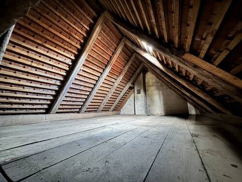 Spitzboden - 