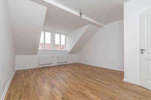 Schlafzimmer - Etagenwohnung mit 76,00 m² in Leipzig zum Kaufen