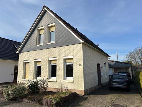 Bild 2 - 6 Zimmer Einfamilienhaus zum Kaufen in Varel