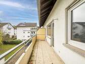 Balkon - 3 Zimmer Etagenwohnung in Karlsruhe / Wolfartsweier