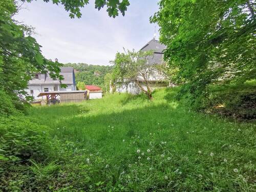 Grundstück - +++ Attraktives Baugrundstück für Ihr Einfamilienhaus oder Doppelhaus in Freital-Hainsberg +++