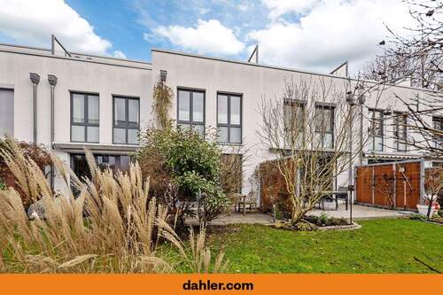 Gartenansicht - Gesucht - gefunden: Modernes Townhaus