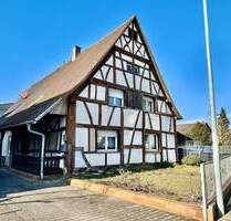 Charmantes Fachwerkhaus mit Doppelgarage - sanierungsbedürftig - Weisweil