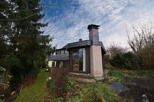 Rückansicht - 9 Zimmer Einfamilienhaus in Neustadt