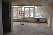 1. DG - 3 Zimmer Etagenwohnung in Niederstetten