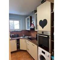Charmante 4 Zimmer Wohnung in Bad Homburg - renoviert, mit Blick in den Park! - Bad Homburg vor der Höhe