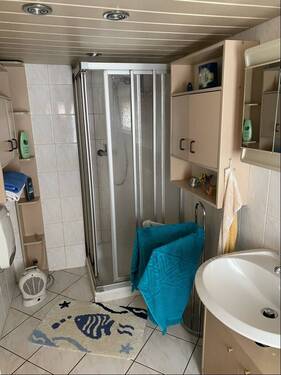Dusche im Erdgeschoß - 