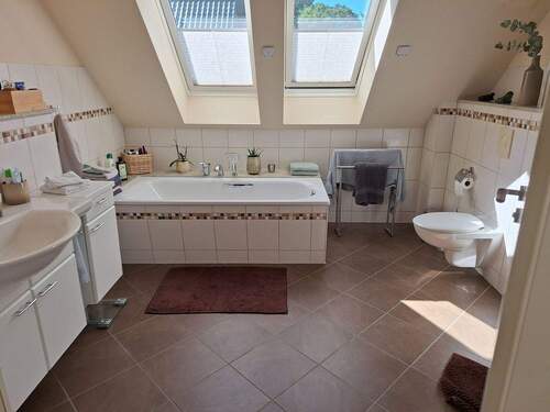 Haus links - Bad OG - 