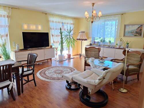 Haus rechts - Wohnen EG - 