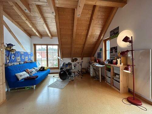 weiteres Zimmer mit ... - 