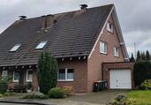 Hausansicht - Viel Platz für die Familie! Doppelhaushälfte mit Garage in Herten-Westerholt