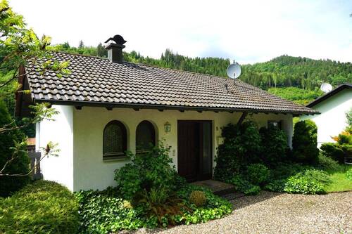 Aussenansicht - Wohnhaus mit herrlicher Aussicht in Schiltach-Vorderlehengericht