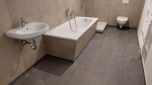 20251107_110516.jpg - Etagenwohnung mit 95,20 m&sup2; in Dessau-Roßlau zur Miete