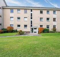 Vermietete, modernisierte 4-Zi.-Wohnung mit Terrasse und Garage in Flensburg - Flensburg-Weiche