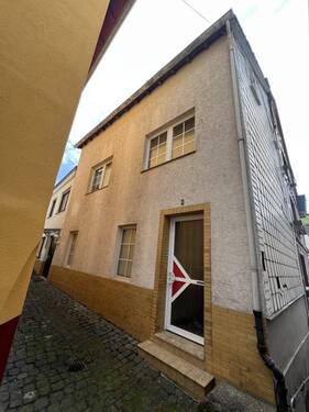 Titelbild - Sanierungsbedürftiges Einfamilienhaus in Cochem
