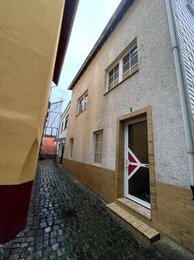 3 Außenansicht - 5 Zimmer Einfamilienhaus in Cochem