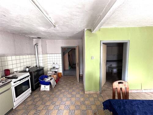 Küche mit Speisekammer - 