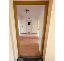 3-Zimmer-Wohnung mit Balkon und Entwicklungspotenzial in Nürnberg
