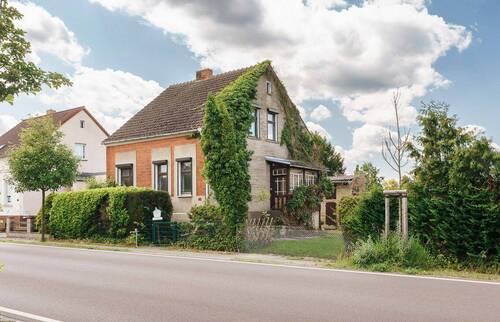 Frontansicht - Charmant-historisches Anwesen mit eminentem Potential