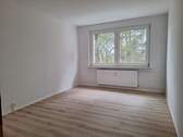Zimmer 2 - 