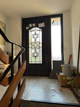 Haustür - 1 Zimmer Mehrfamilienhaus, Wohnhaus in Baumholder