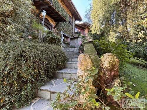 Aussenansicht - 4 Zimmer Mehrfamilienhaus, Wohnhaus zum Kaufen in Riccò del Golfo di Spezia