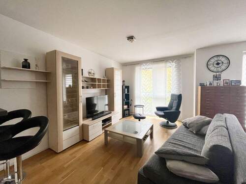 Wohn-/Essbereich - 2 Zimmer Etagenwohnung zur Miete in Kaiserslautern