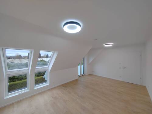 Schlafzimmer-rechts - 3 Zimmer Etagenwohnung zum Kaufen in Jüchen