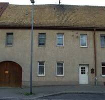Stadthaus mit Nebengelass und romantischem Garten in Schildau