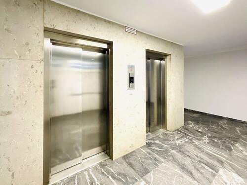 Zugang zum Lift - 